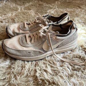 Men’s size 11 Nike waffle 1